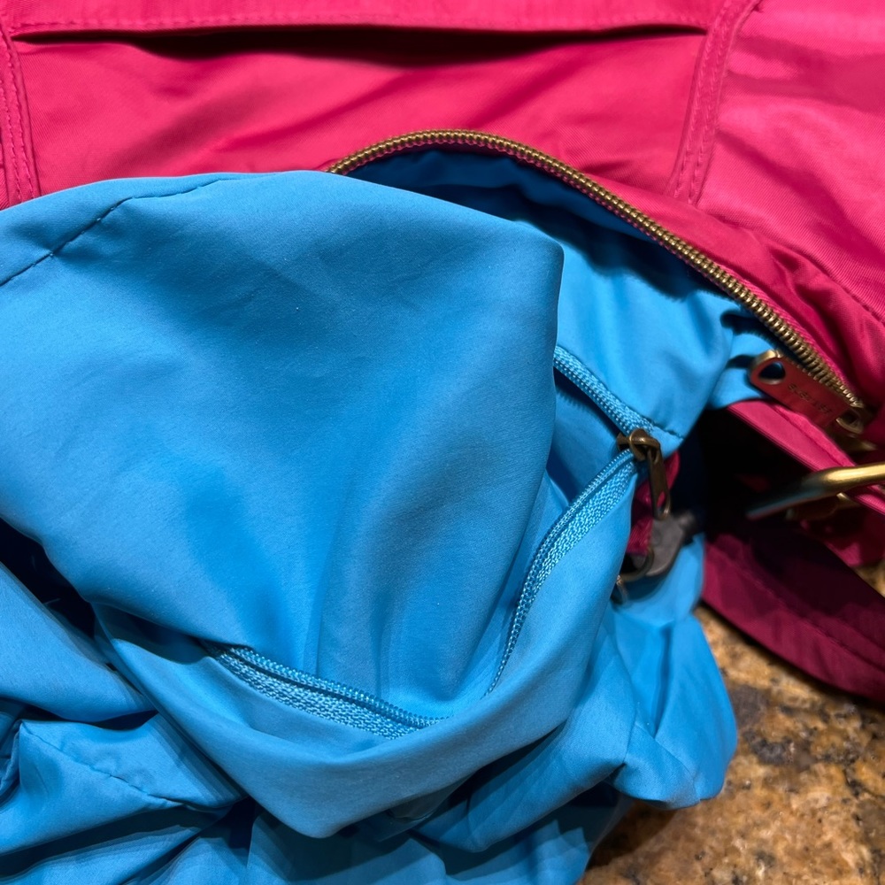 TRAVELON BAG - Picture 9 of 12